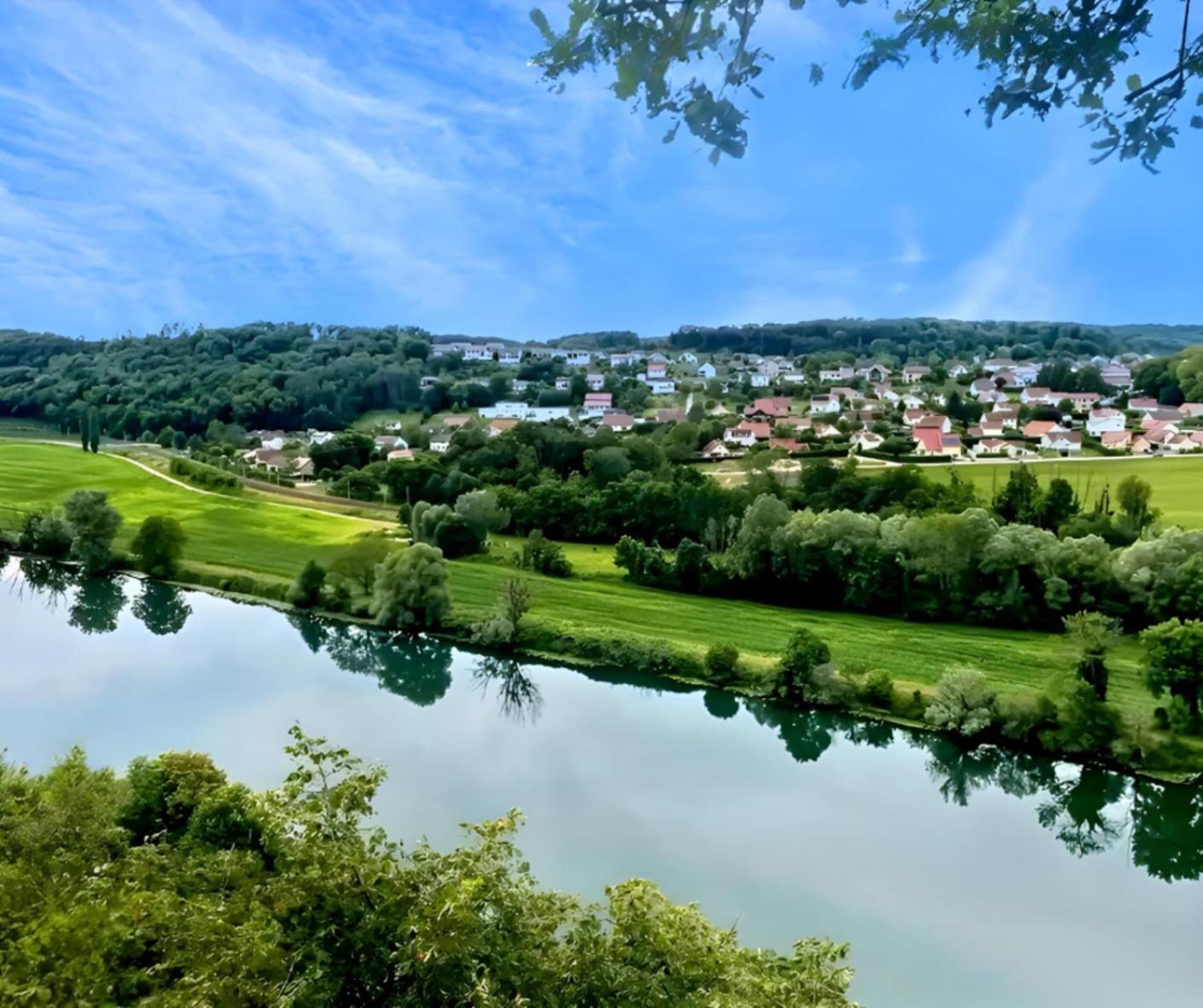 Grange Du Chateau Boussieres Exteriér fotografie